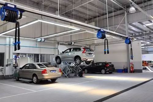 汽车首保过后，如何选择保养地点？4S店与外部渠道的深度解析