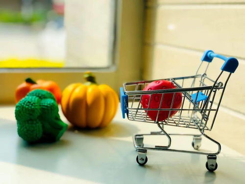 全国扶贫产品销售破千亿，旅游市场升温与建设工程施工稳步推进